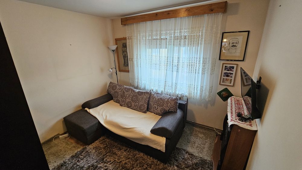 Apartament 3 camere, 75mp, mobilat, etaj 3/4,  Dallas