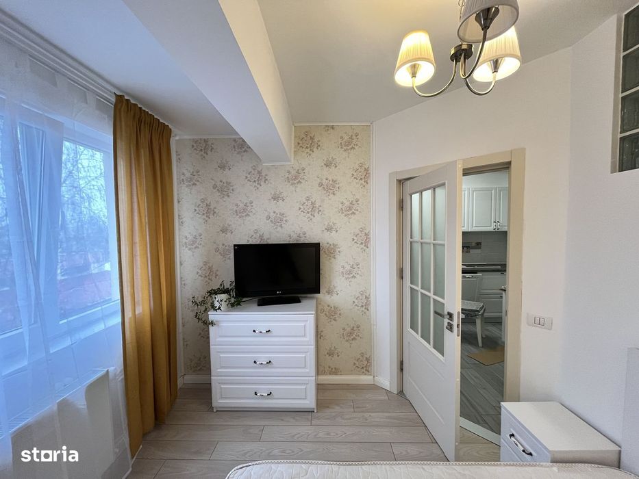 Studio bine compartimentat, parcare, complet mobilat, renovat, mutare