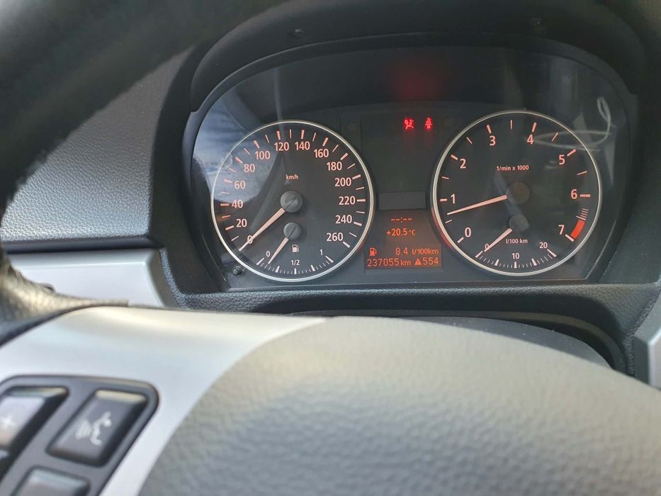 BMW e90 nov vnos