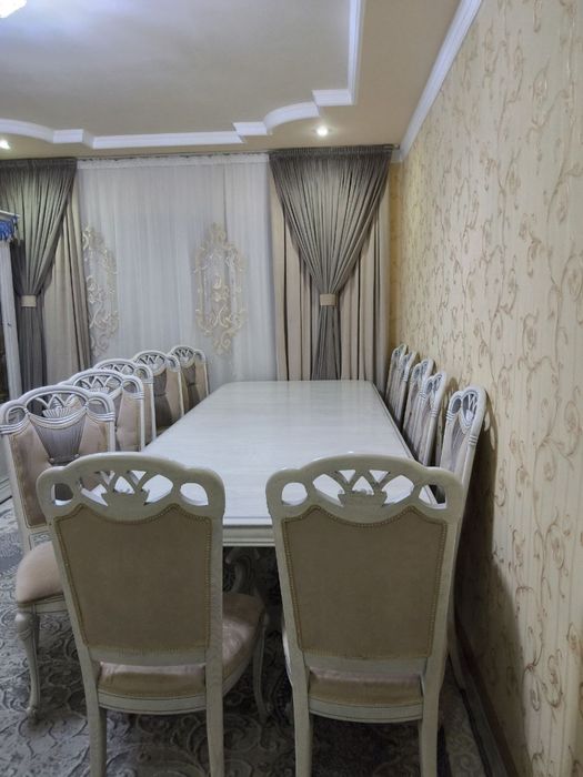 Продается стол стул на 12 персон!