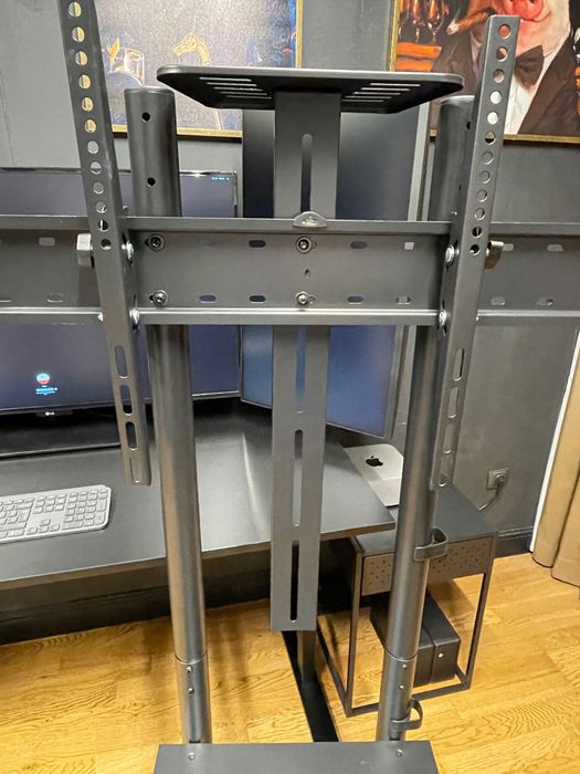 Подвижна стойка за телевизор на колела ECO, 37" - 70" Brateck - Нова