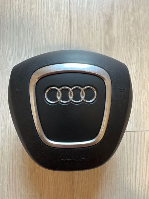 Audi A4 B7 кожен волан Ауди А4 Б7