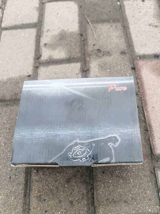 Тормозные колодки  на мерседес