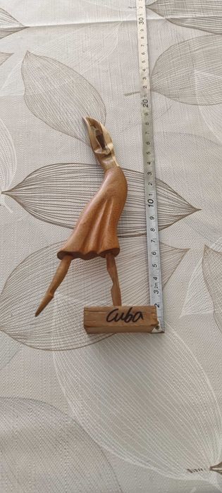 Ръчно изработени кубински статуетки слонове, балерини жена фигури