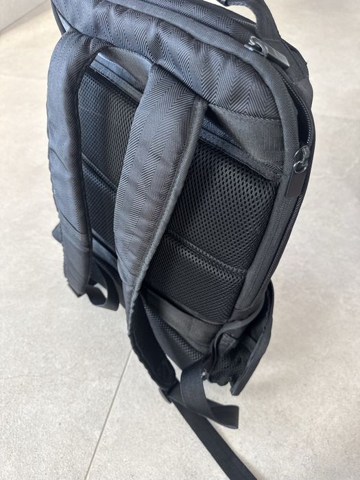 Продавам Раница BMV