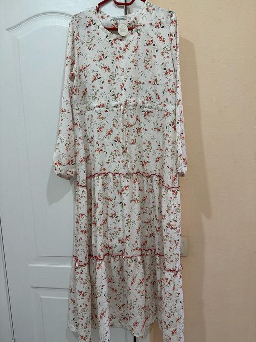 Новое длинное  платье шифон 5000 тг