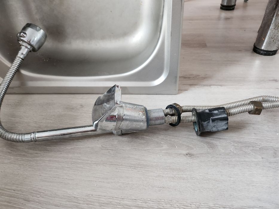 Chiuveta inox baterie si racorduri inox