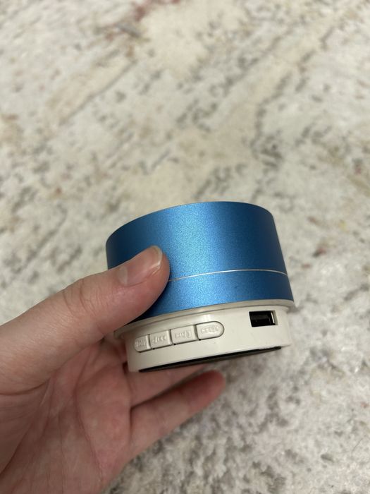 Портативная колонка