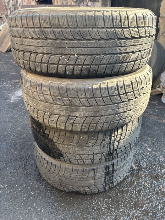 Резина Зима 215/55/17 Triangle