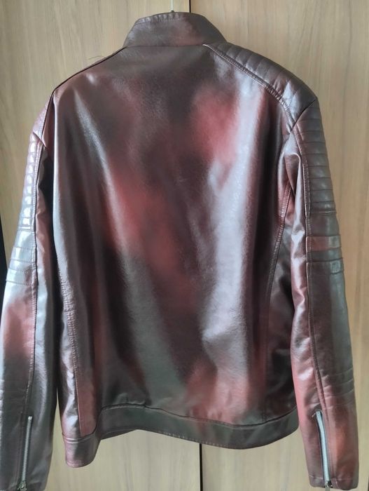 Мото аксесоари - каска, якета, протеkтори, стъпенки.