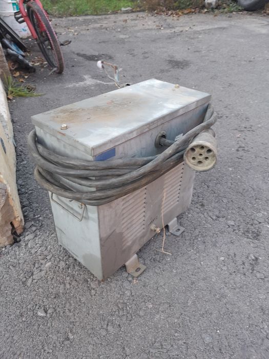 Продам вибратор для бетона.Преобразователь.