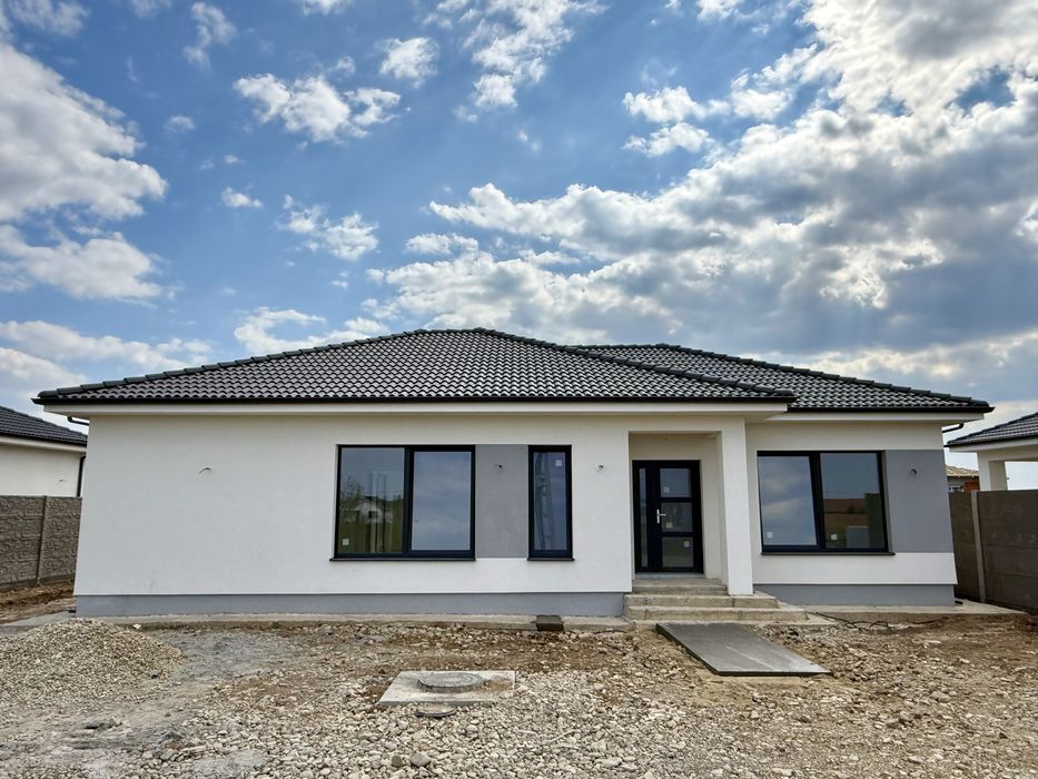 Casă nouă Sântandrei – 3 dormitoare,2 bai, teren 500 mp, gard inclus