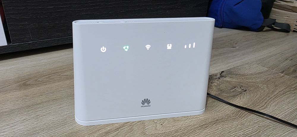 Router Huawei wi-fi B315S-22 4G sim card liber de retea
