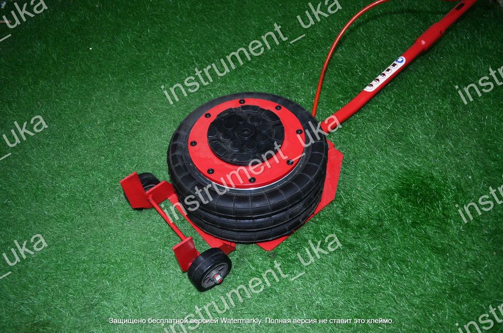 Домкрат подкатной  3 тонны