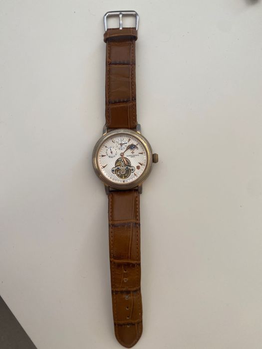 Продавам Vacheron Constantin Genève