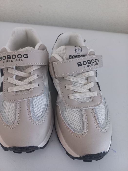 Продам кроссовки детские