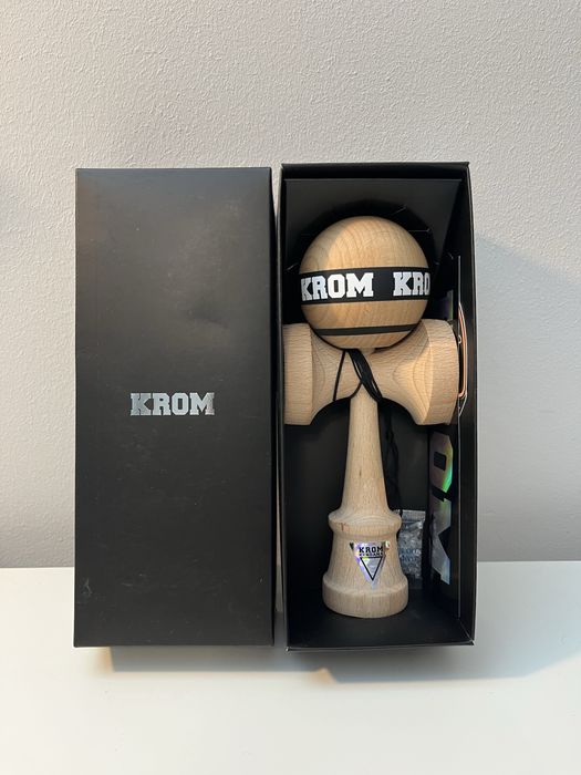 Kendama Krom Strogo natty noua nelansata