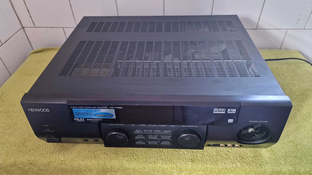 Sistem audio Kenwood