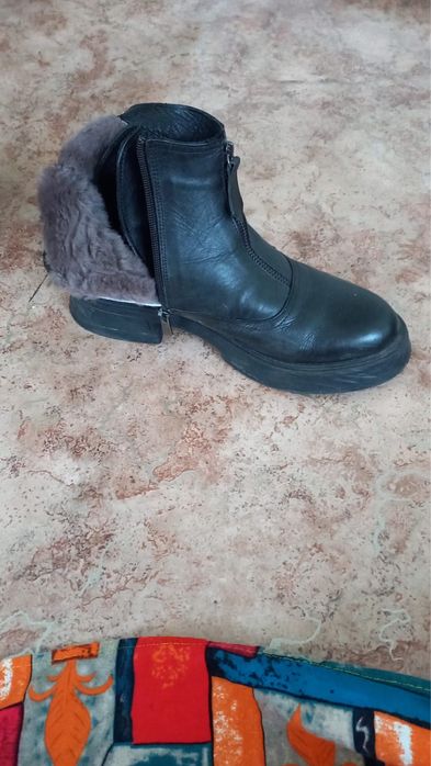 Женская зимняя обувь