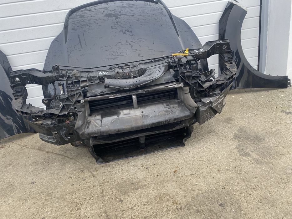 Fata completa Ford Focus 3 bara fata capota trager far aripa radiator