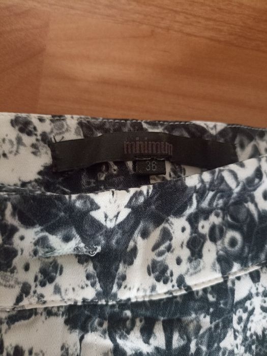 Летен панталон, Minimum