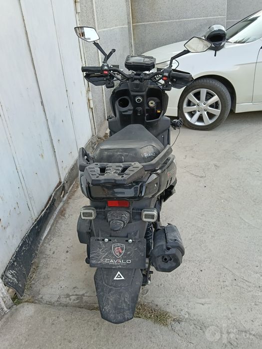 skuter TANK  benzin skutr