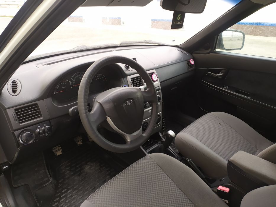 Продам Лада Приора