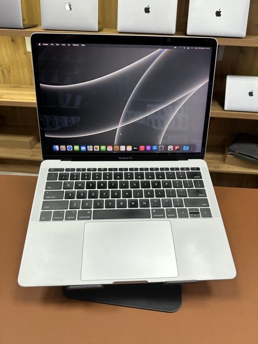 MacBook Pro idel