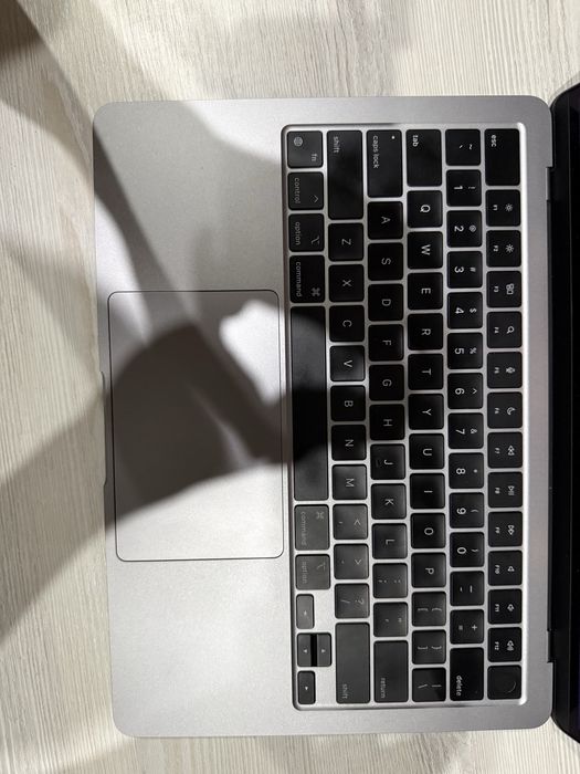 MacBook Air M2 89% 16/256 Space Grey