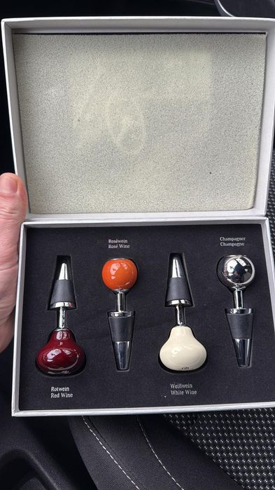 Комплект тапи за вино , Mercedes-Benz  Classic Collection.