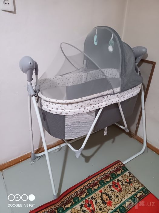Elektròniy belanchak . Holati alo darajada . Umuman bola yotmagan.