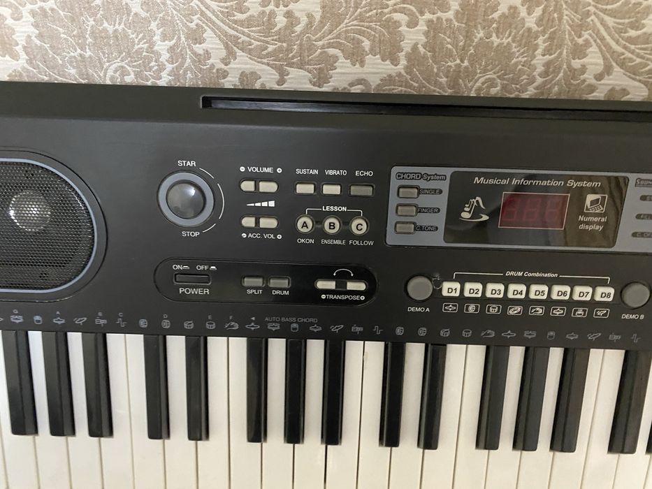 Синтезатор