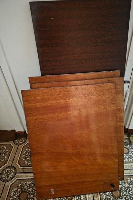 Отдам старый разобранный шифонер