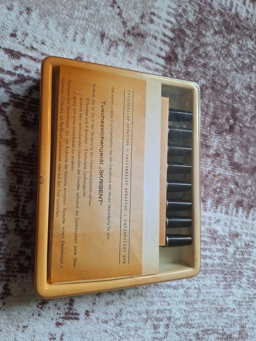 Чертане с туш Скрибент