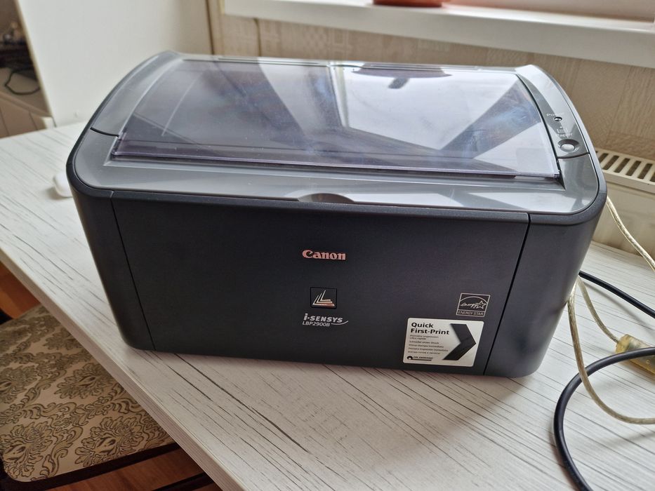 Пылесос Кирби, принтер Canon, тумба под ТВ