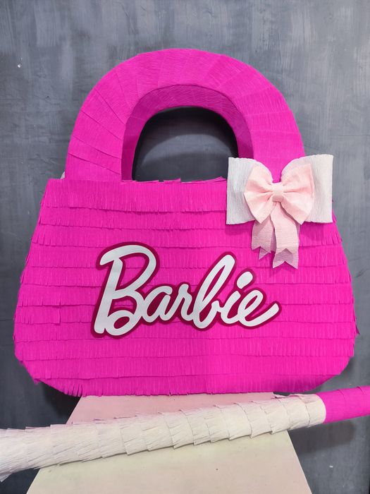 Пиньята - сумочка Барби