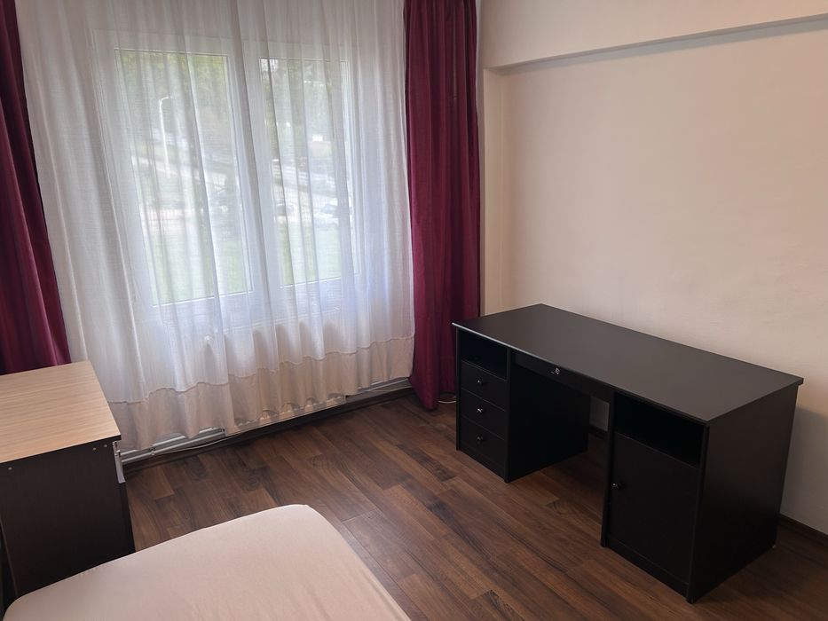 Apartament cu 3 camere