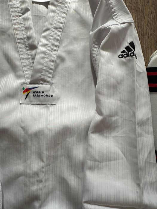 Costum de taekwondo adidas Adi-Start II white si protectii