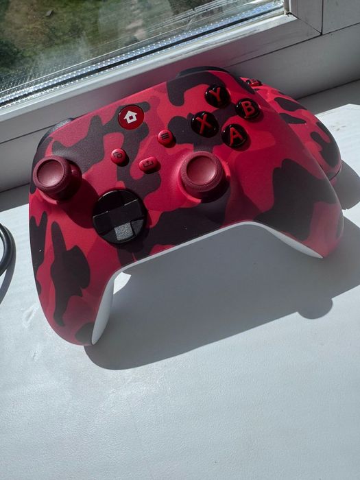 Продам Xbox Series X/S Controller Wireless Electric Volt в двух цветах