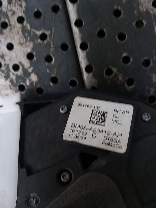 Broasca usa lateral dreapta spate ford transit courier bm5aa26412ah