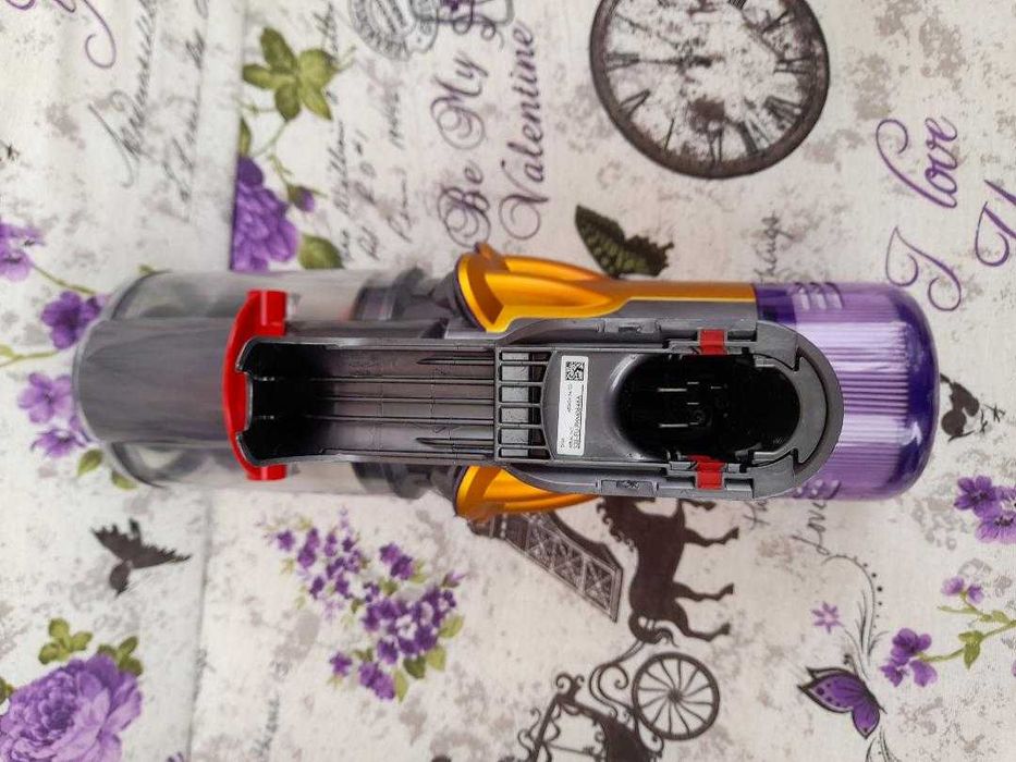 Vand corp de aspirator Dyson V 12 Origin