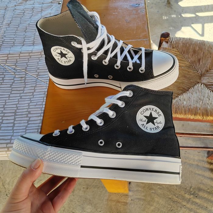 Converse unisex cu talpa înaltă mar 39