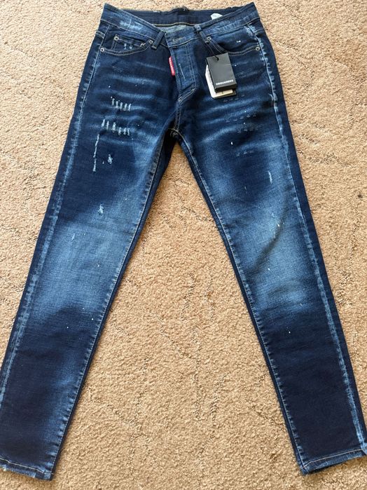 Чисто нови дънки DSQUARED2 44номер