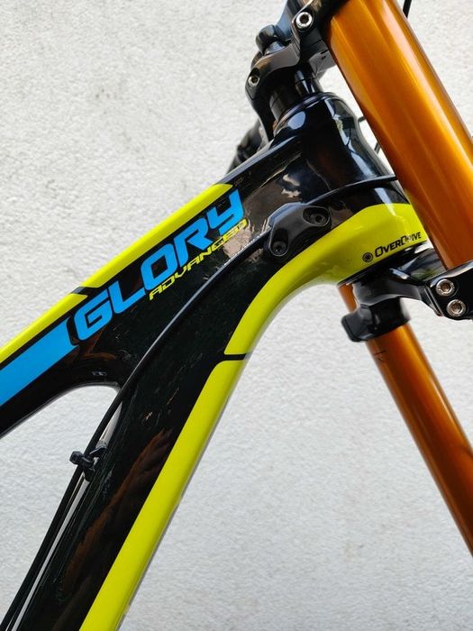 Giant glory advanced mountain bike