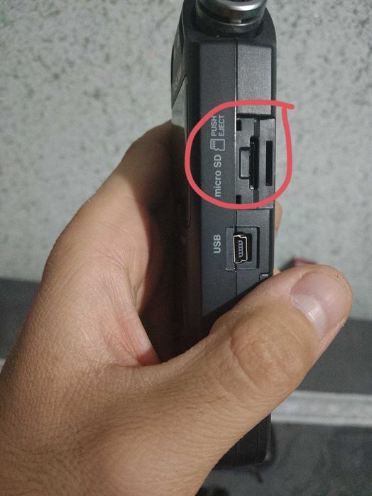 Diktafon TASCAM DR-05