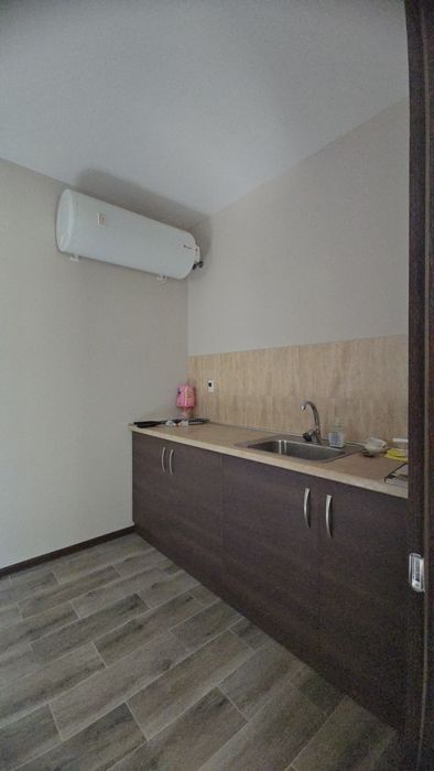 Продава се Къща в Елена - 370 кв.м за 1028 €/кв.м - Снимка #12