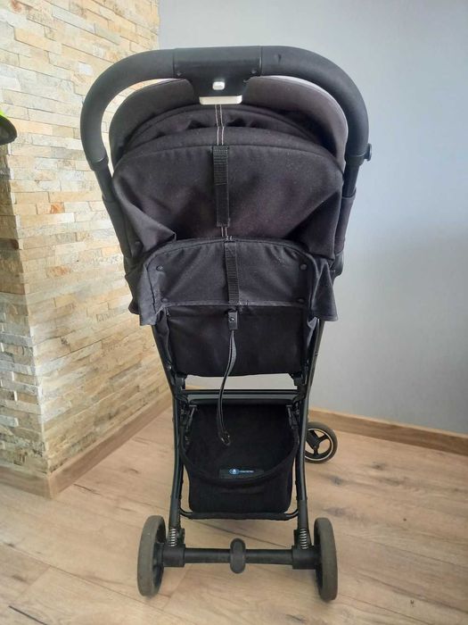 Продавам детска количка Cybex Beezy