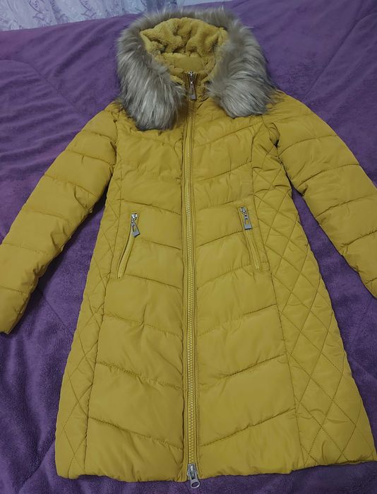 Дълго зимно яке.