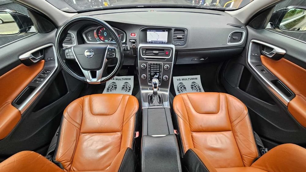 Volvo V60 SUMMUM 09.2013 2.4D6 215cp Plug-In Hybrid Automat AWD 4x4 Bixenon Trapa NAVI Piele / Inmatriculat