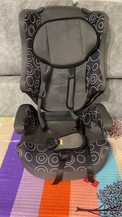 Продам. Автокресло